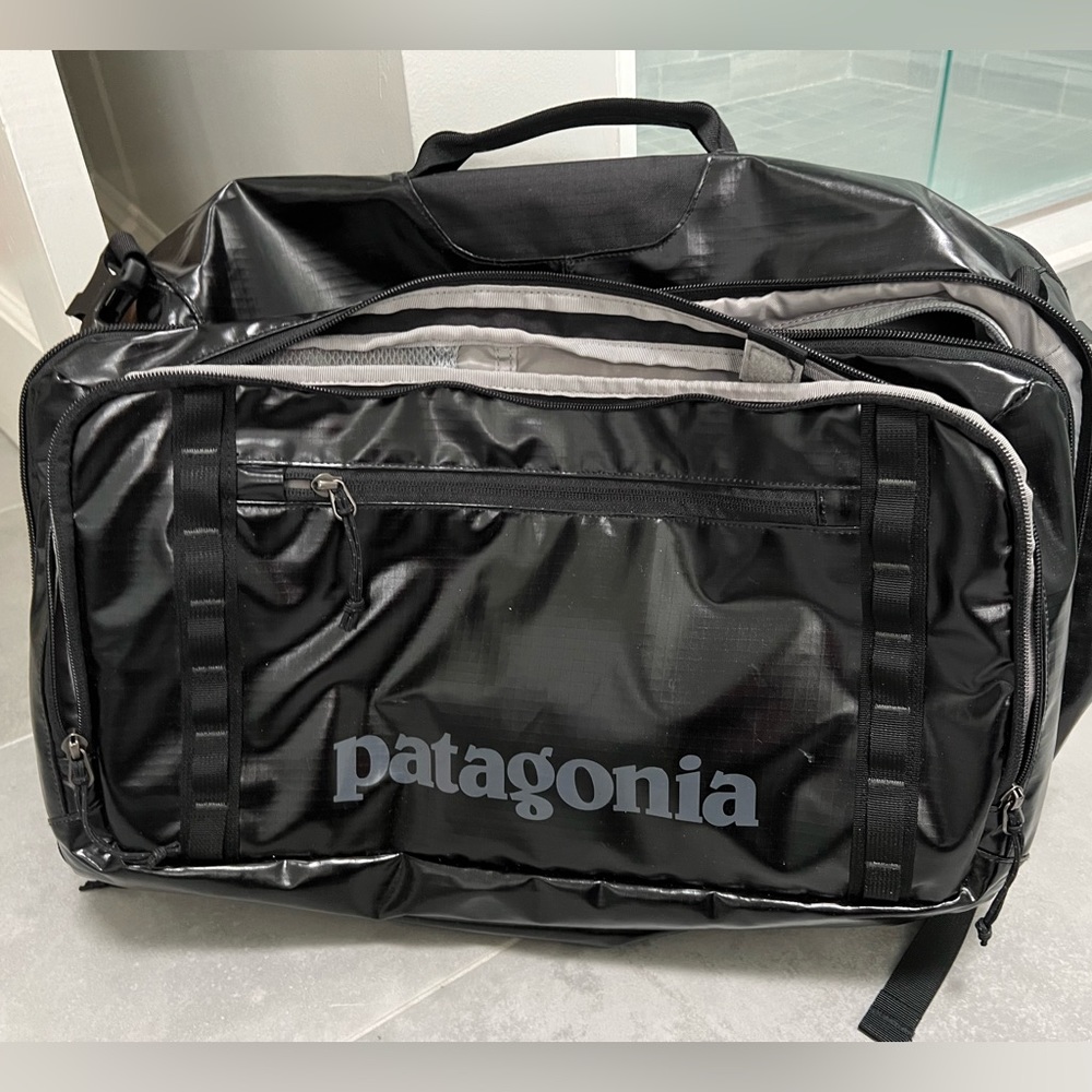 PATAGONIA Black Hole Mini MLC 26